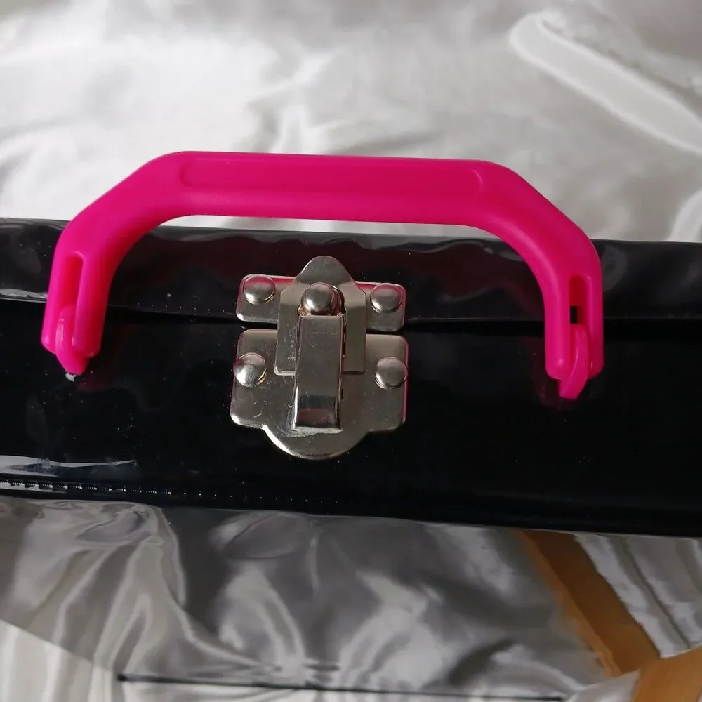 BARBIE  YOU CAN BE A FASHIONISTA TRAVEL CASE